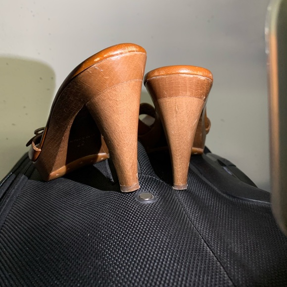 Yves Saint Laurent High heels - Picture 4 of 5